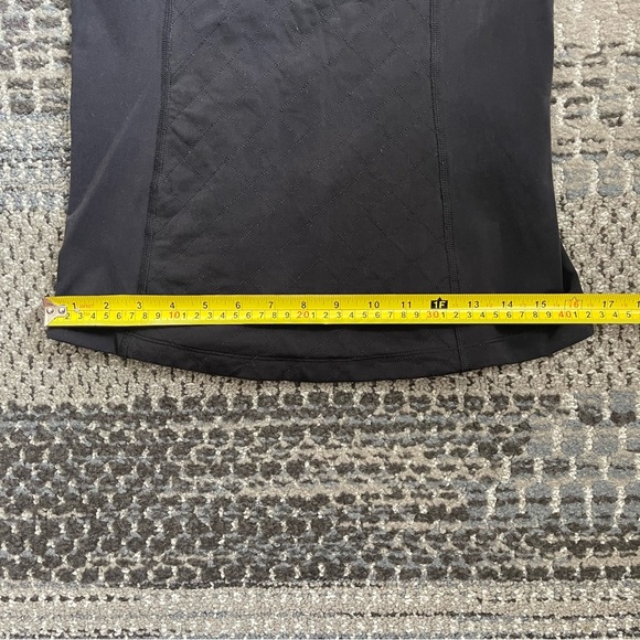Lululemon Ladies Black Half Zip Pullover Jacket, Sweatshirt in Black, Size 6 - Picture 9 of 13